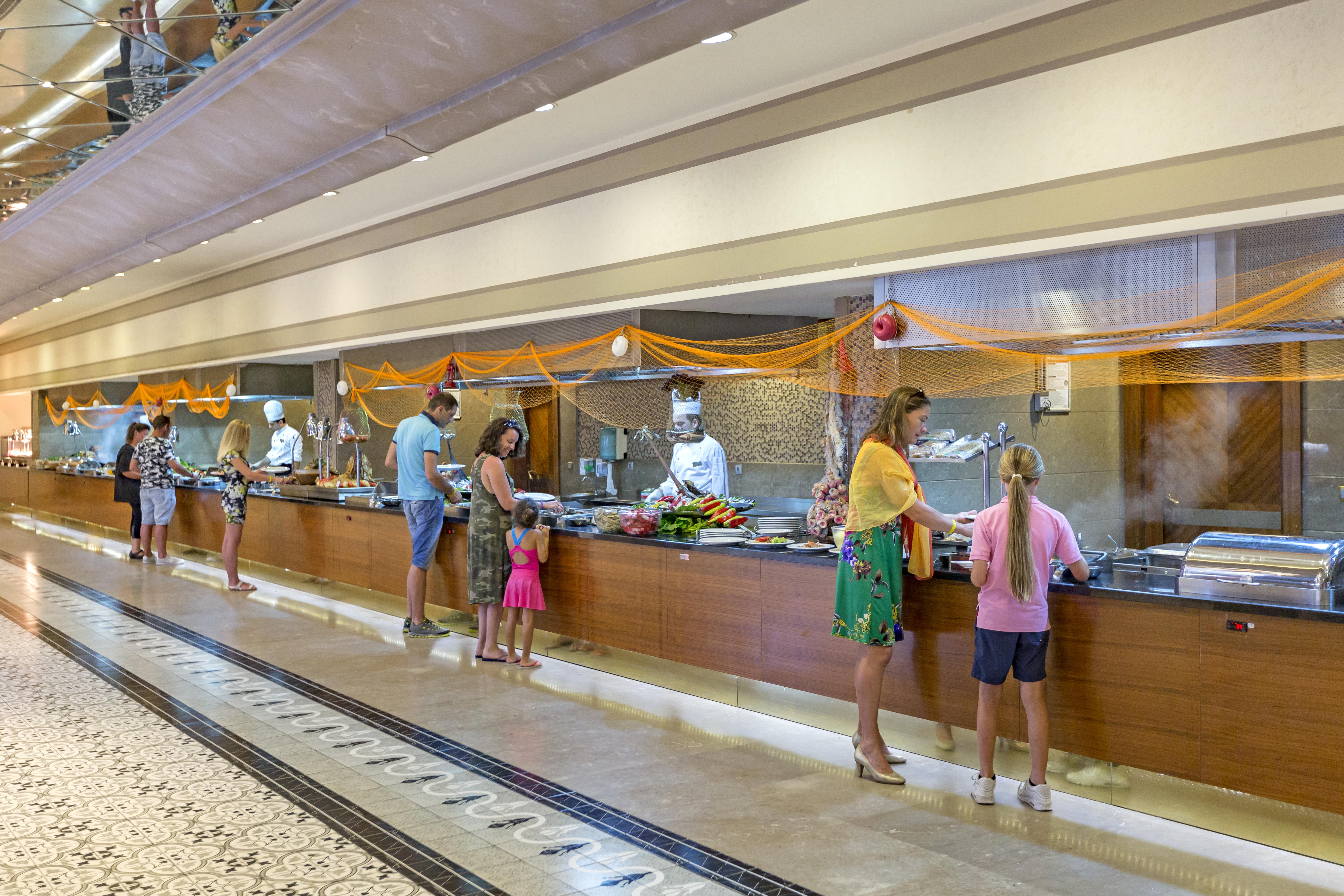 Royal Holiday Palace Antalya Exterior foto